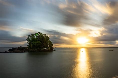 Pantai Melawai Tempat Nongkrong Di Balikpapan Yang Khas Dengan Kuliner