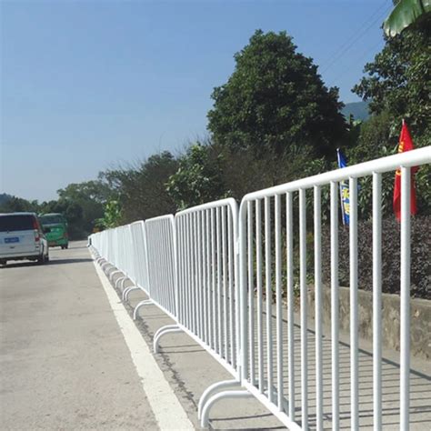 High Quality Barriers Temporary Steel Barricade Crowd Control Barrier