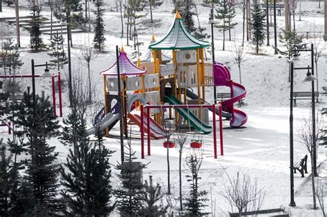 Paisaje De Invierno En La Ciudad La Blancura Que Lo Cubre Todo Despu S