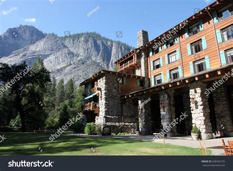 148 Ahwahnee Hotel Yosemite Images, Stock Photos, 3D objects, & Vectors ...