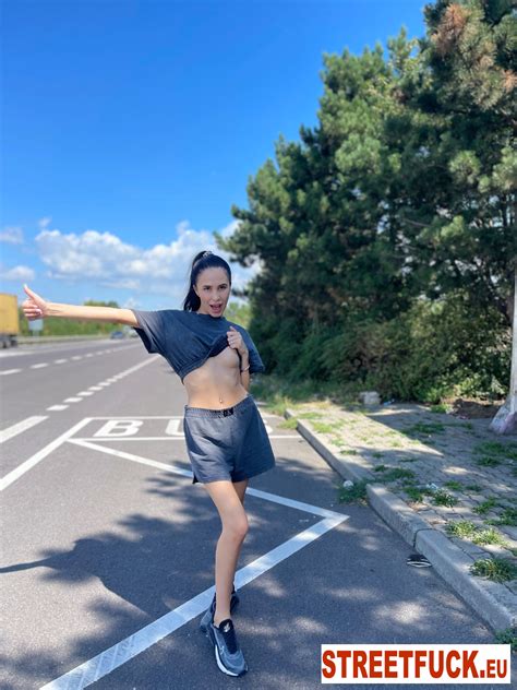 Alyssa Bounty Street Fuck BabeSource