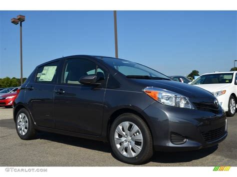 Magnetic Gray Metallic 2014 Toyota Yaris LE 5 Door Exterior Photo