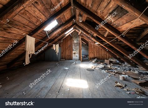 8,362 Inside an attic Images, Stock Photos & Vectors | Shutterstock