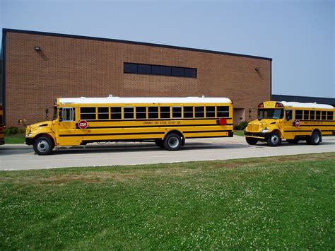 Oswego Schools Looking to Hire Bus Drivers | Oswego, IL Patch