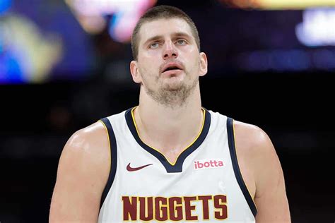 Nba Jokic é Barrado Por James Harden E La Clippers Quebra Tabu Quinto Quarto