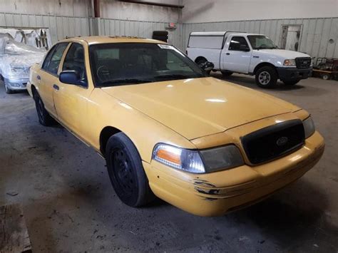 Vin 2fabp7bvxbx107718 Ford Crown Vic 2011 Car History Stat Vin