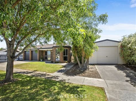 62 64 Homestead Drive St Albans Park Vic 3219