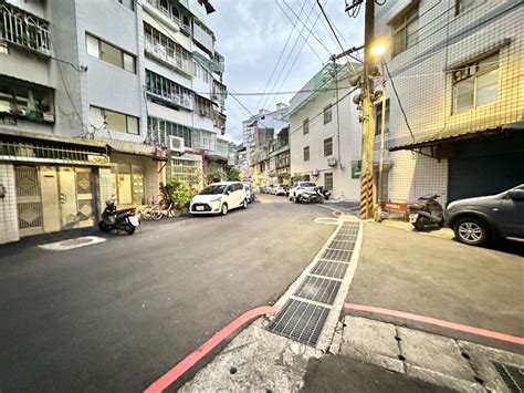 新北市中和區忠孝街電梯大廈♥️安琪 總站小住辦雙車位♥️ 房屋出售 樂屋網