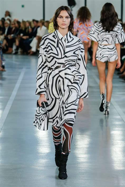 Emilio Pucci S S Womenswear Tagwalk The Fashion Search Engine