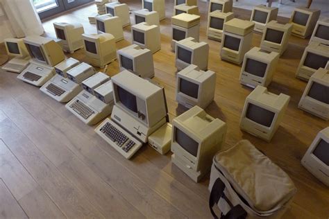 Une Armée De Macs Sur Ebay Les Trésors De Laventure Apple