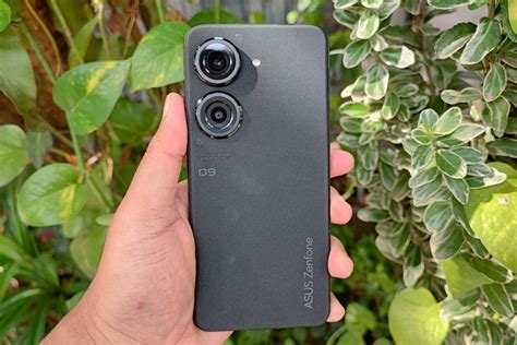 Foto VIDEO Review Asus Zenfone 9 Indonesia Bodi Kecil Tenaga Besar