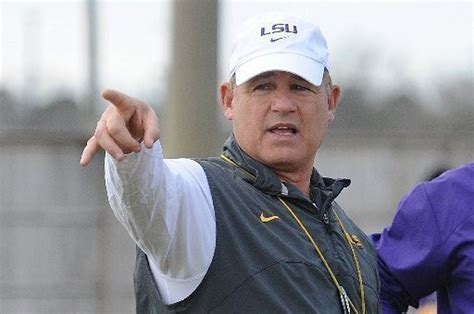 Could Famed Coach Les Miles Fit In At Western Michigan