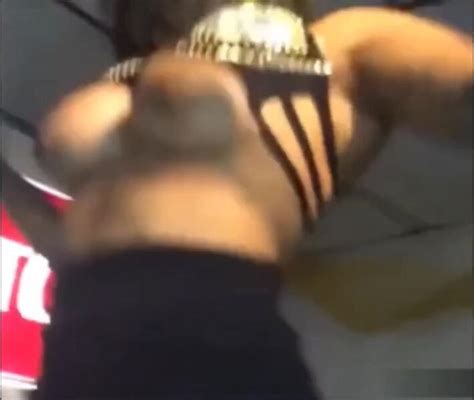 Watch Cardi B Nude Stage Bra Strip Video Leaked For Free