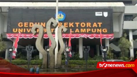 Sejumlah Dokumen Dan Barang Elektronik Disita Kpk Dari Gedung Rektorat