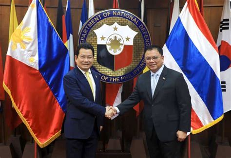 Defense OIC Thai Envoy Discuss Robust Ties Eye Logistics Collab