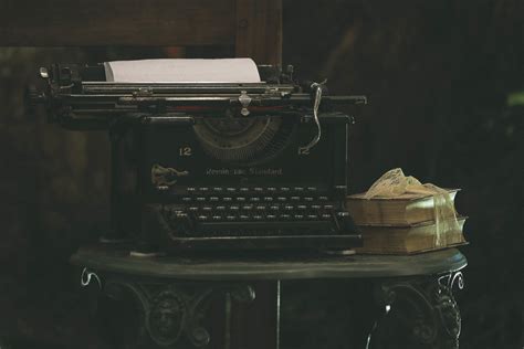 Vintage Typewriter Wallpaper