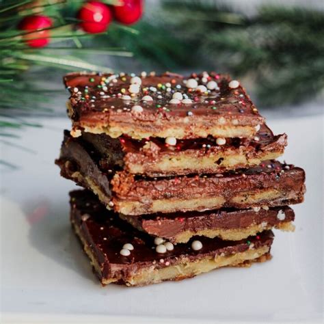 Easy Saltine Cracker Candy Recipe Aka Christmas Crack