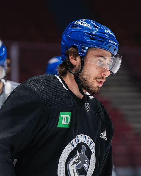 Pin by 𝗩𝗮𝗹𝗲𝗿𝗶e on Quinn Hughes Quinn Hot hockey players Hughes brothers