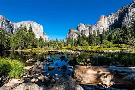 Summer In Yosemite National Park In California's Sierra Nevada Mountains United States Of ...