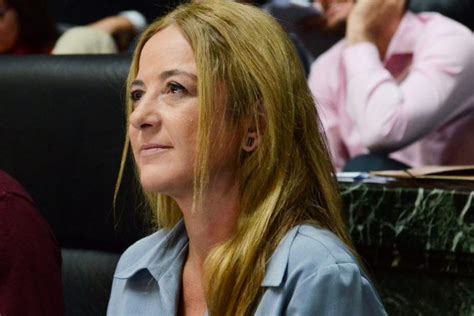 La RZ Carolina Estebarena Trabajar Para Devolverle A Los Ciudadanos