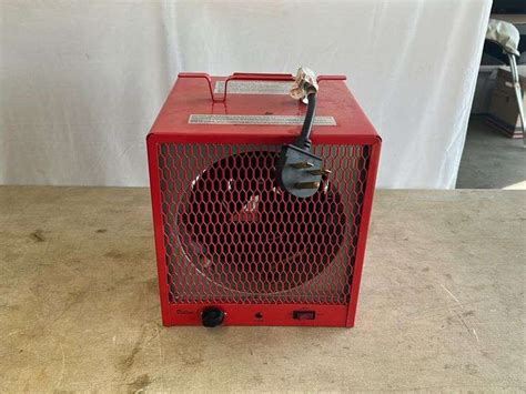 220v Space Heater Lee Real Estate And Auction Service