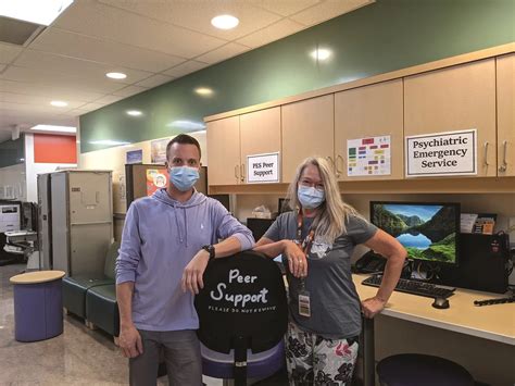 Peer Support Program Connecting with Families in Hospital 