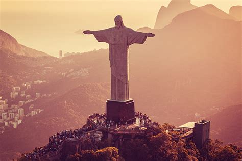 25 Hechos Gloriosos Sobre Cristo El Redentor