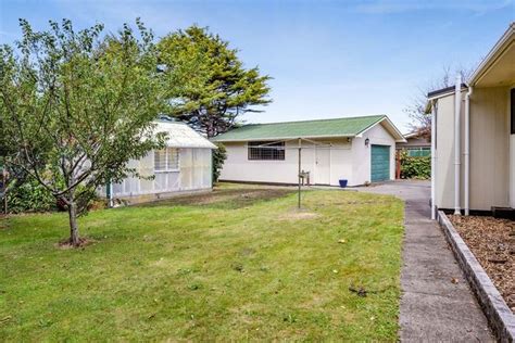 Property Details For 35 Dives Avenue Hawera 4610