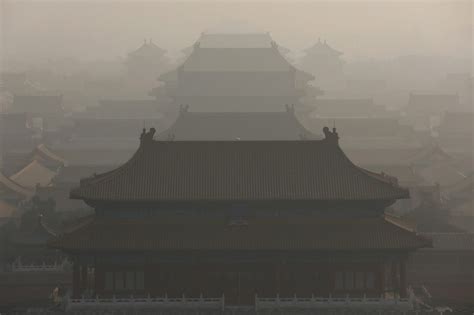 Life in China, Smothered by Smog - The New York Times