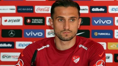 Milli futbolcumuz Yusuf Yazıcı maç bitimi evine döndüğünde şoku yaşadı