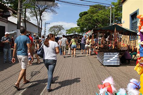 expositores Prefeitura da Estância Turística de Embu das Artes