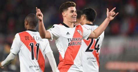 Con Seis Goles De Julián Álvarez River Goleó A Alianza Lima En El