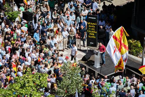 Con Santiago Abascal Y Rodrigo Alonso En El Acto Del 1 De Flickr