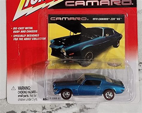 Johnny Lightning 35th Anniversary Camaros Release 1 1970 Camaro Z28 Rs