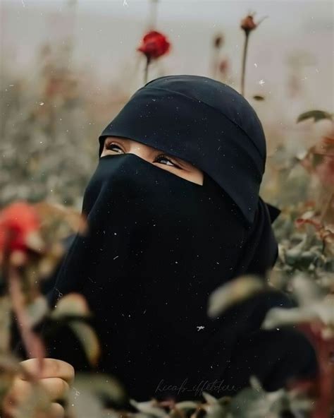 Pin By مُّلَّآآآذ رًّوّوّحّْيٌّ On Niqab Niqabi Girl Black Hijabi