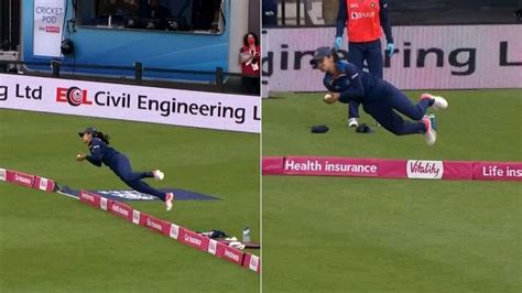 Harleen Deol catch video: Harleen grabs unbelievable boundary catch to ...