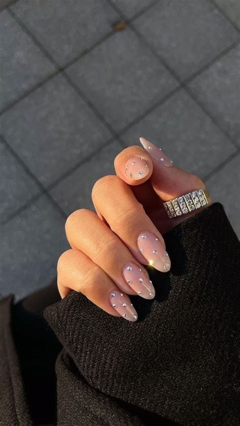 23 Dazzling Short New Years Nails For 2024 Actually Arielle