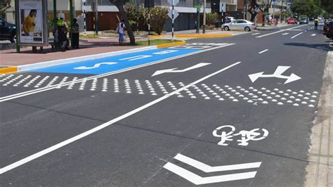 Rutas Con Prioridad Para Ciclistas En Principales Avenidas Del Distrito