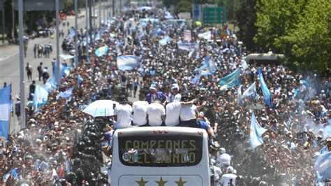 Argentina Forced To Swap Bus For Helicopters As Fans Swarm Streets