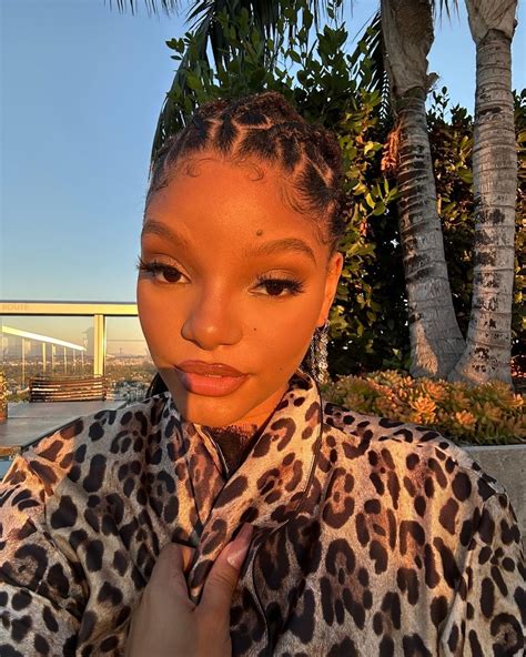 Halle Bailey Fuels Pregnancy Rumors As Fans Spot Two Big Clues In New