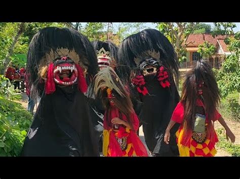 Kirab Pengantin Di Arak Barongan Keliling Desa Seni Barong Satyo Singo