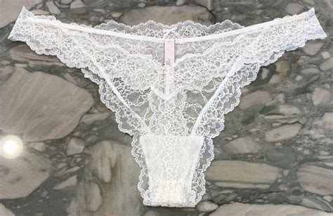 NEW Victoria Secret Dream Angels Lace Corded Thong Panty Coconut