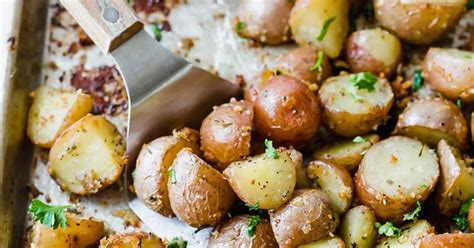 Roasted Red Potatoes With Garlic And Herbs Brown Eyed Baker