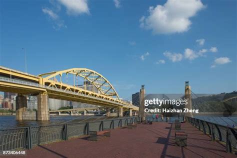 Pittsburgh Bridge Photos And Premium High Res Pictures Getty Images