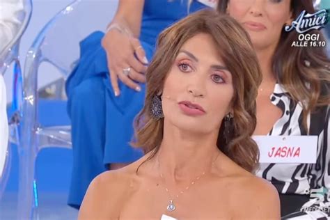 Uomini E Donne Luciano Si Confronta Con Barbara Non Siamo Compatibili