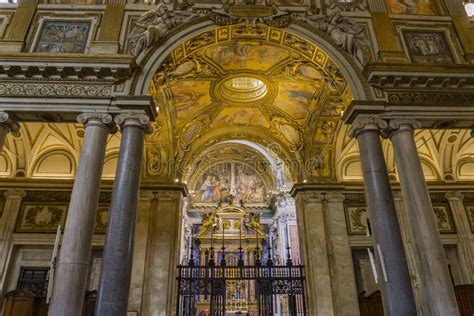 Interior De Santa Maria Maggiore Em Roma It Lia Fotografia Editorial