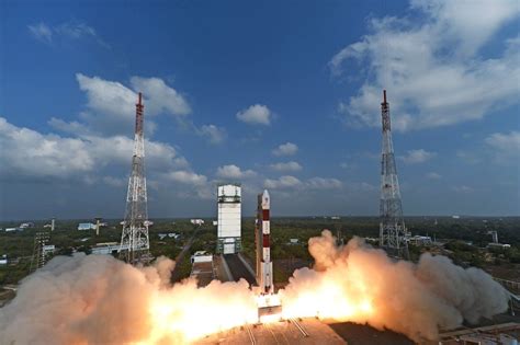 India Launches Record-Breaking 104 Satellites on Single Rocket | Space