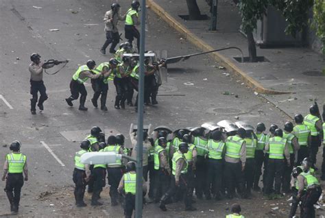 As Act An Los Grupos De Choque Chavistas Control Ciudadano