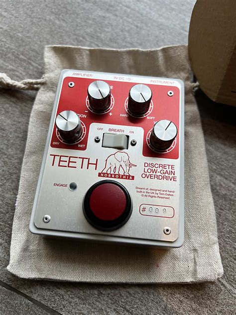 Horrothia Teeth Discrete Low Gain Overdrive 2020s Silver Reverb