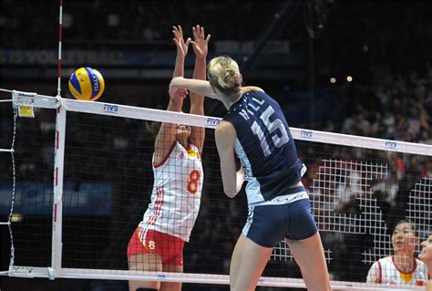 Usas Kimberley Hill Gains Superstar Status Volleywood